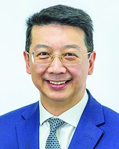 Prof Raphael Hau