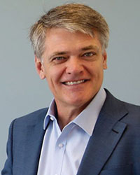 Dr Stuart Kirkham