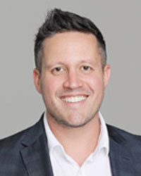 Mr Andrew Wallis