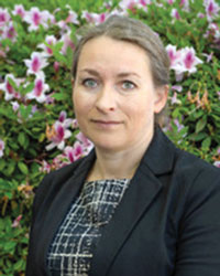Dr Dominika Budzbon