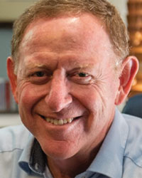Mr Roger Bell